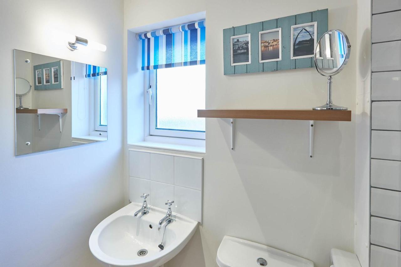 Host & Stay - Whitehall 1 Apartment วิทบี ภายนอก รูปภาพ